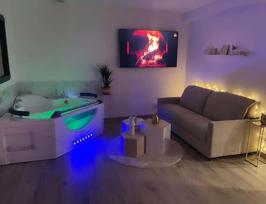 Love Room - Cocon Room - Toulon - オリウル エクステリア 写真