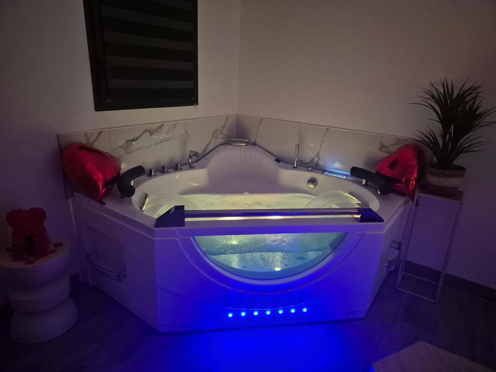 Love Room - Cocon Room - Toulon - オリウル エクステリア 写真